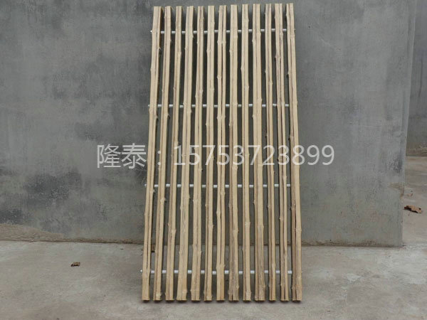 竹羊床（漏糞板）